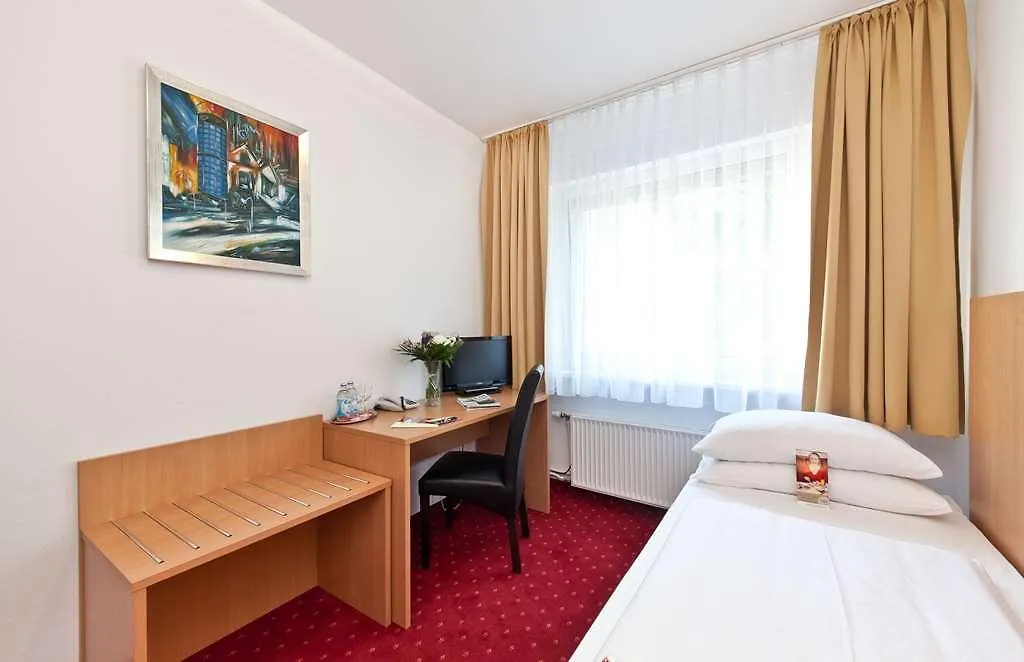 Hotel Aldea ברלין
