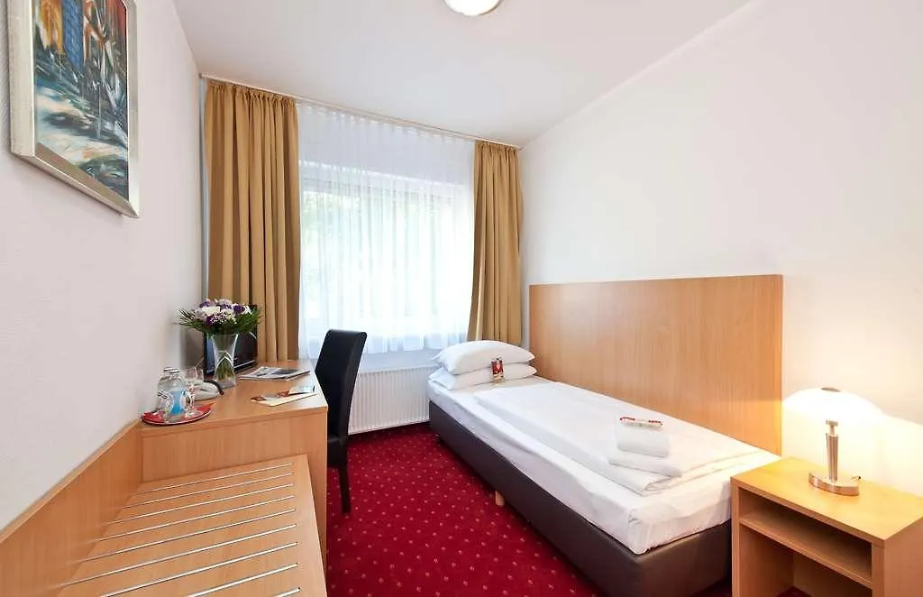 ***  Hotel Aldea ברלין גרמניה