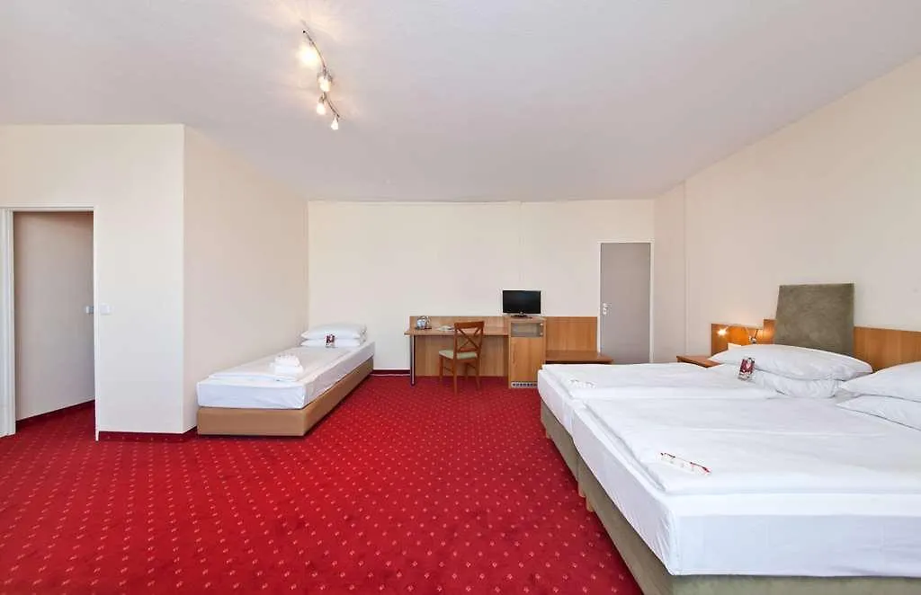 Hotel Aldea ברלין גרמניה