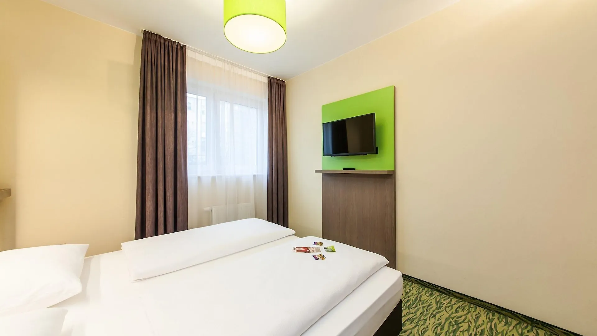 Hotel Aldea ברלין גרמניה